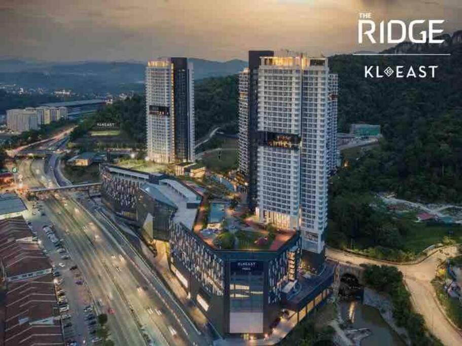 Apartment Modern Urban Lifestyle Kl East Mall-wifi-netflix-washerdryer-the Ridge Kuala Lumpur