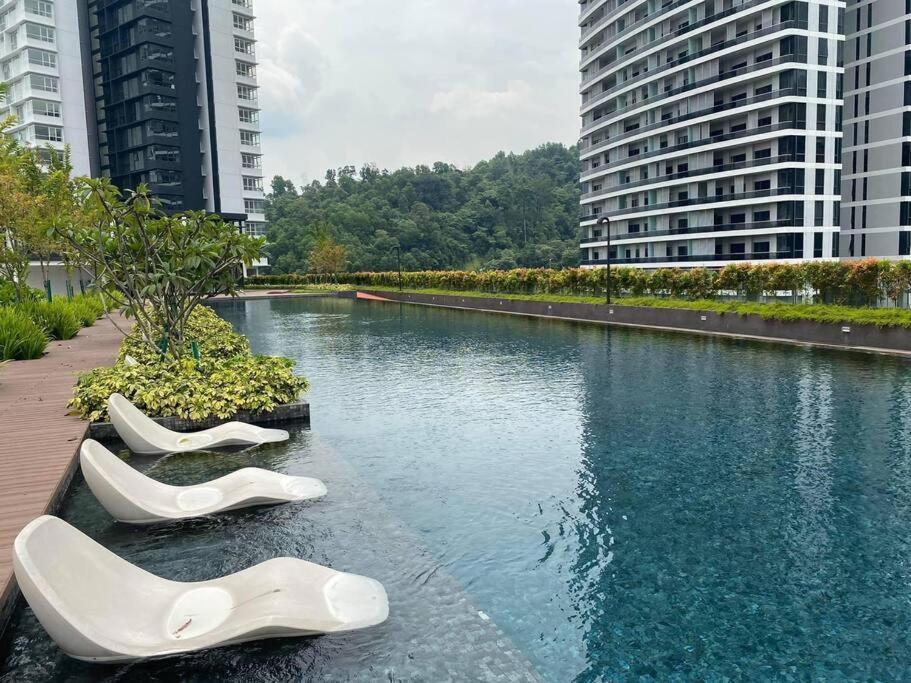 Modern Urban Lifestyle Kl East Mall-wifi-netflix-washerdryer-the Ridge